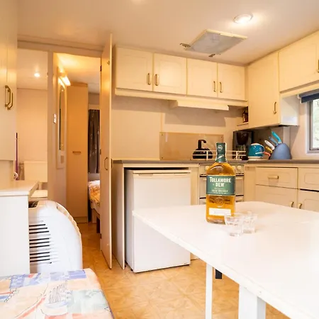 Chalupa U Hovorku S Bazenem - U Piskoven Vlkov Veseli nad Luznici Room photo